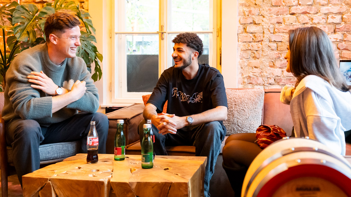 Michael Gregoritsch im Gespräch mit Content Creator Rafael Osy