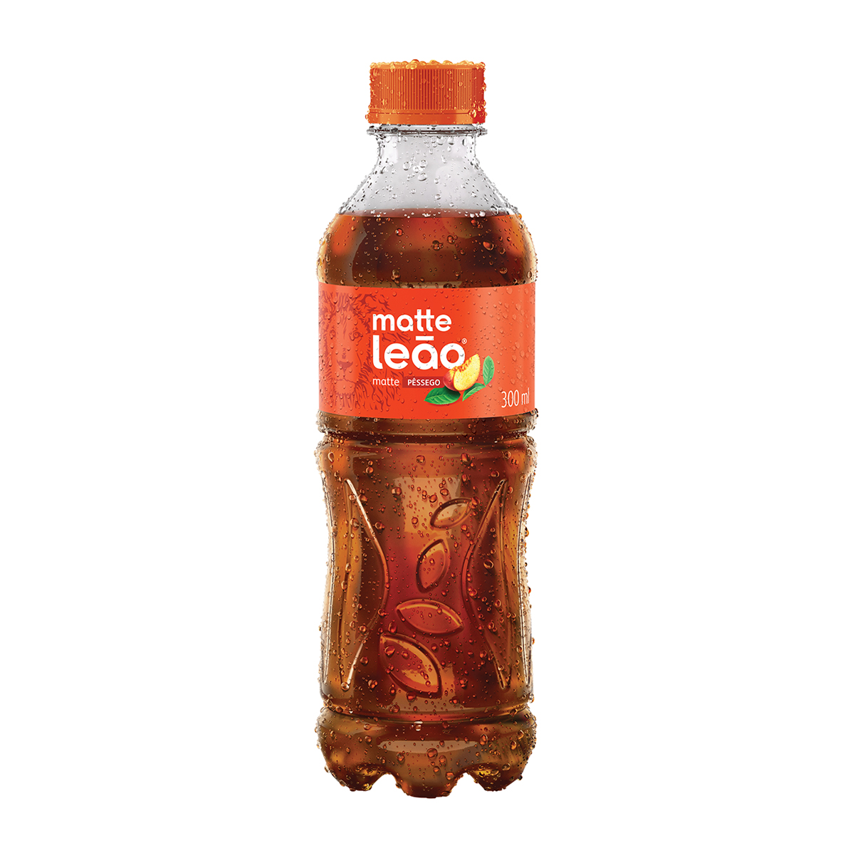 Uma garrafa de Ice Tea Leão em um fundo branco.