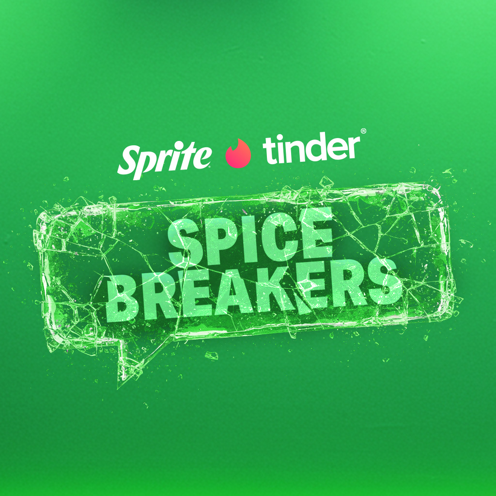 Image promotionnelle sur fond vert avec les logos de Sprite et Tinder et le texte « Spice Breakers » dans une bulle de conversation au style glacé, évoquant une collaboration fraîche et ludique entre les deux marques.