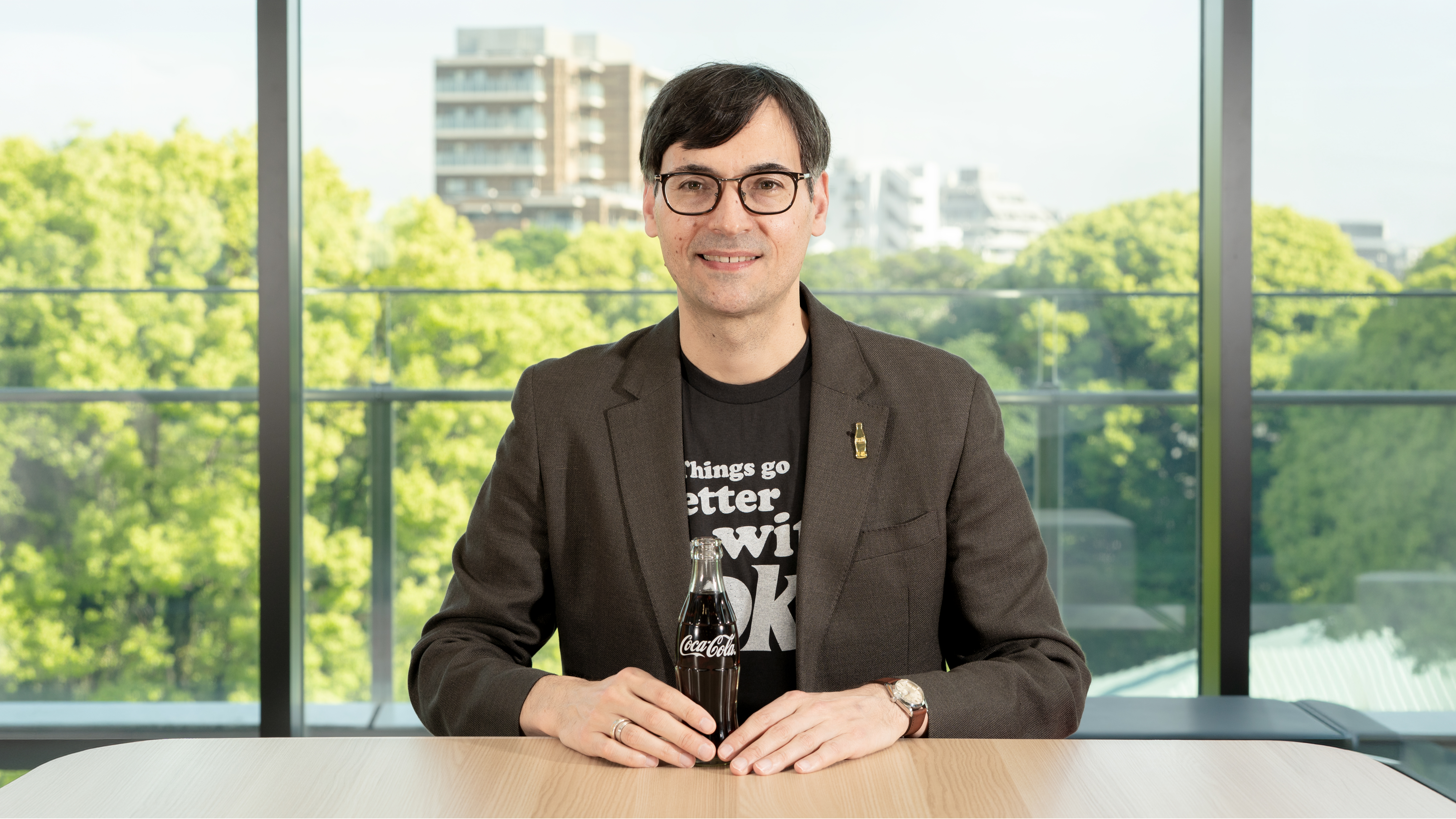 代表取締役社長 フランク・サーモン