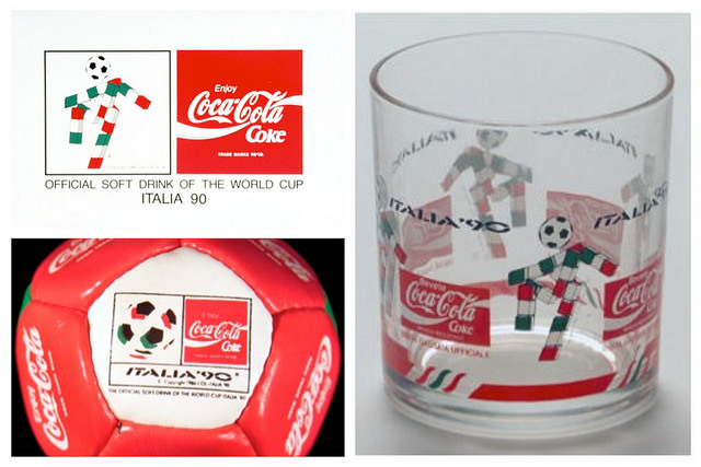 1990년 이탈리아 월드컵 당시 코카-콜라에서 제작한 축구공과 유리컵 기념품
