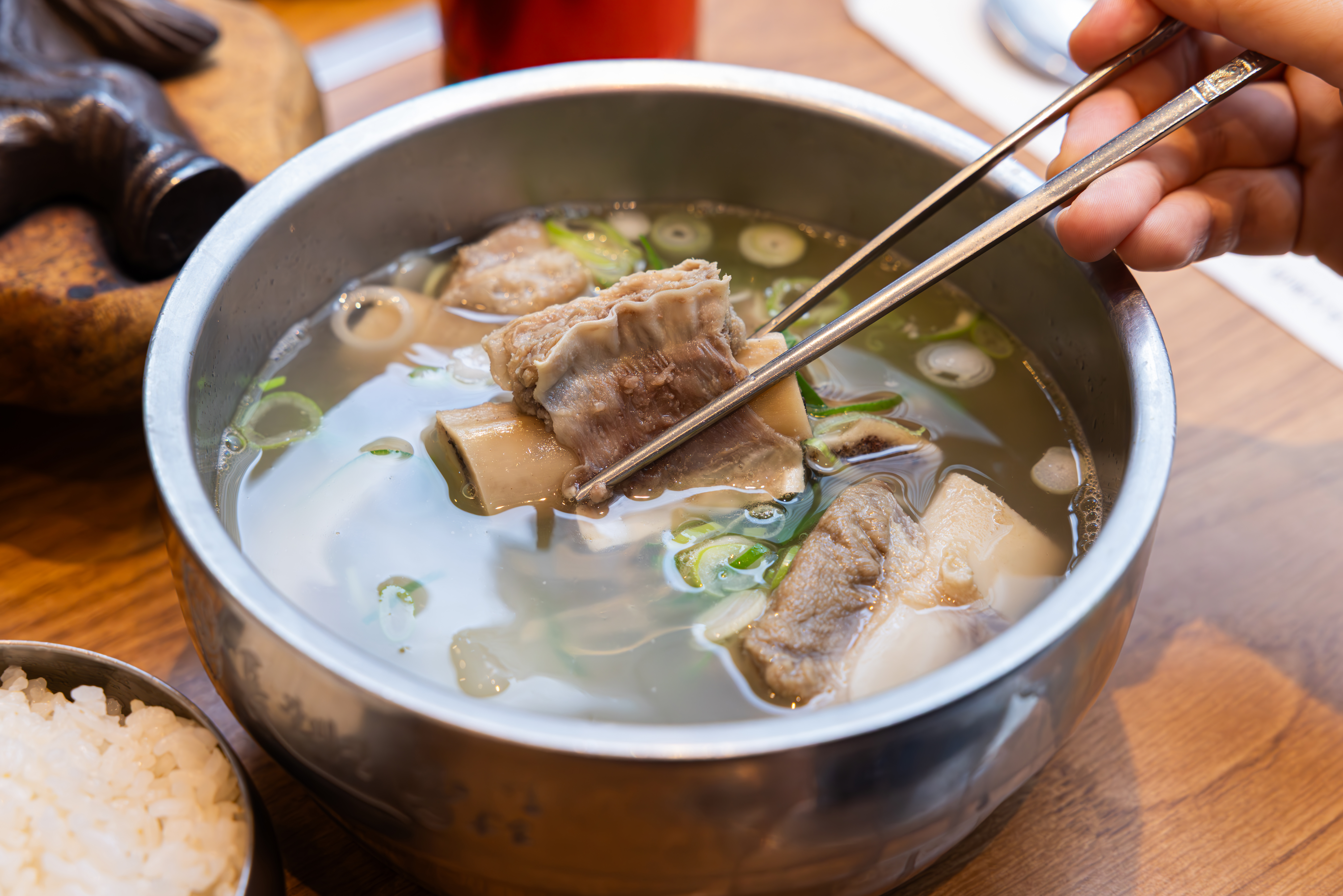 장수갈비집본가의 대표 메뉴 장수갈비국