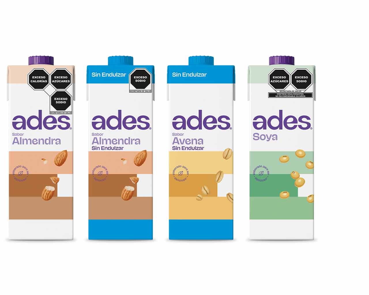 Botellas de litro de Leche Ades Coco, Leche Ades Almendra, Leche Ades Avena y Leche Ades Soya.